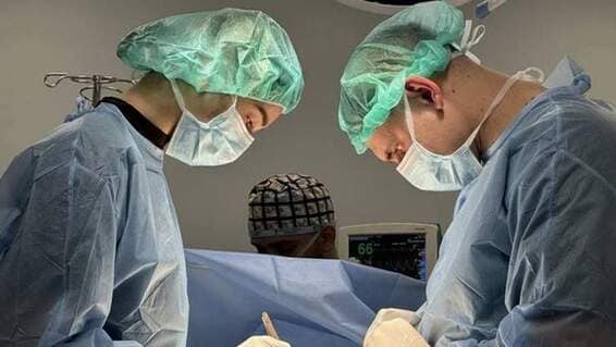 Пересадка нирок.Львівські медики пересадили чоловікам нирки неродинного донора