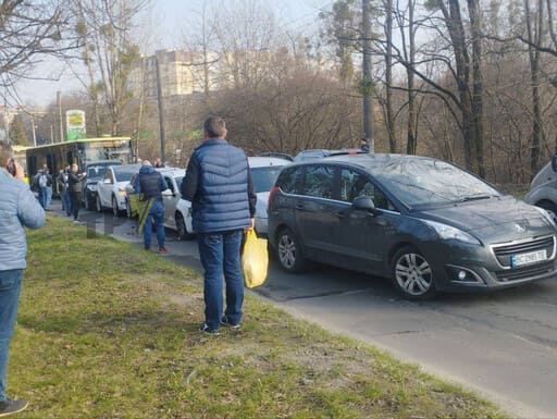 Масштабне ДТП у Львові: зіткнулись автобус та 6 автівок.