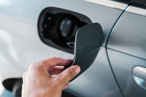 Навіщо потрібна вентиляція паливного бака в автомобілі.
