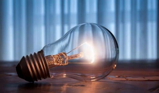 Фейкові новини про графіки відключення світла у Львові