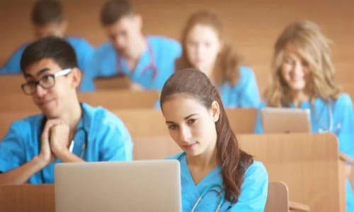 Де вчитись на лікаря у Львові. Перелік медичних вузів Львову