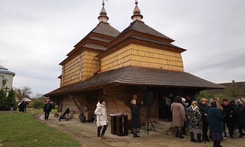 Дерев’яні церкви Львівщини