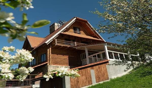 Відпочинок на околицях Львова