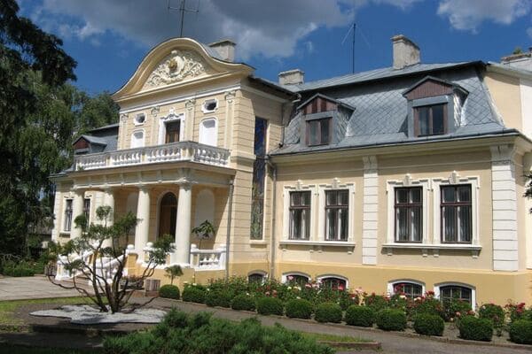 Палац Тишкевичів