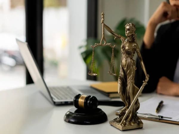 Юридичні послуги Романа Кісіля у Львові